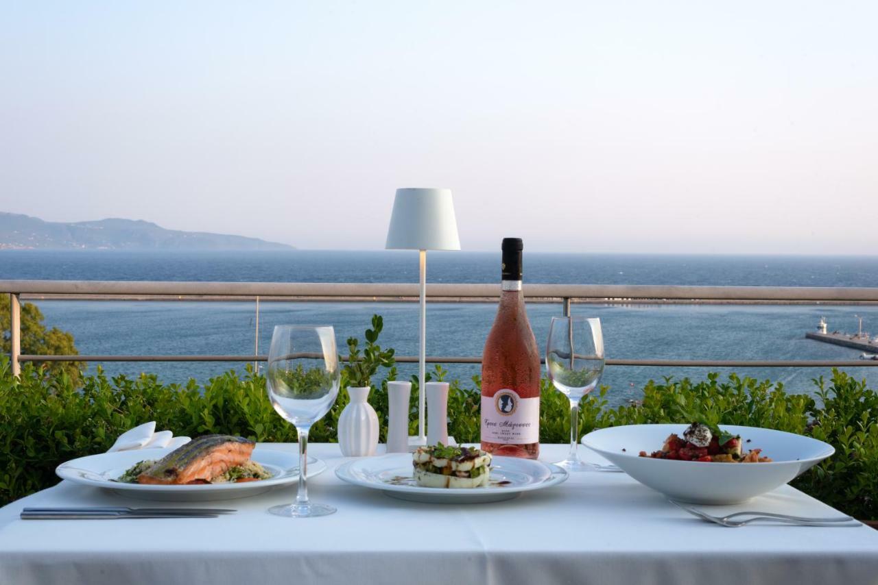 Pharae Palace Kalamata Dış mekan fotoğraf